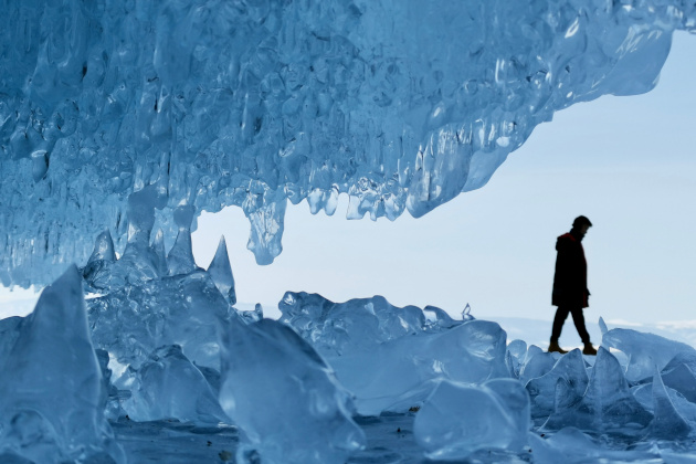 Lake Baikal - Ice ave