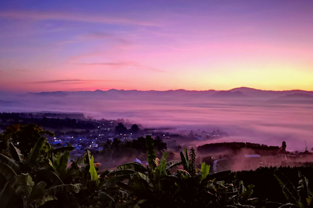 Sunrise at Yun Lai View Point